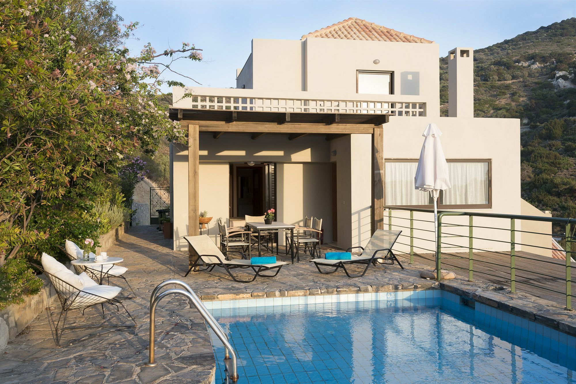 Istron Villas Екстериор снимка